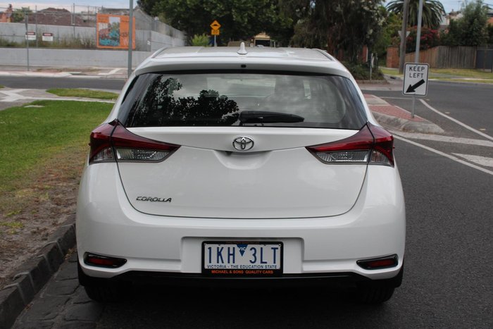 2017 Toyota Corolla Ascent ZRE182R Glacier White