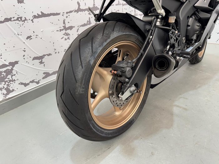 2015 Yamaha YZF-R6 R6 Grey