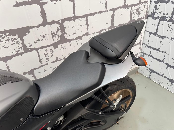 2015 Yamaha YZF-R6 R6 Grey