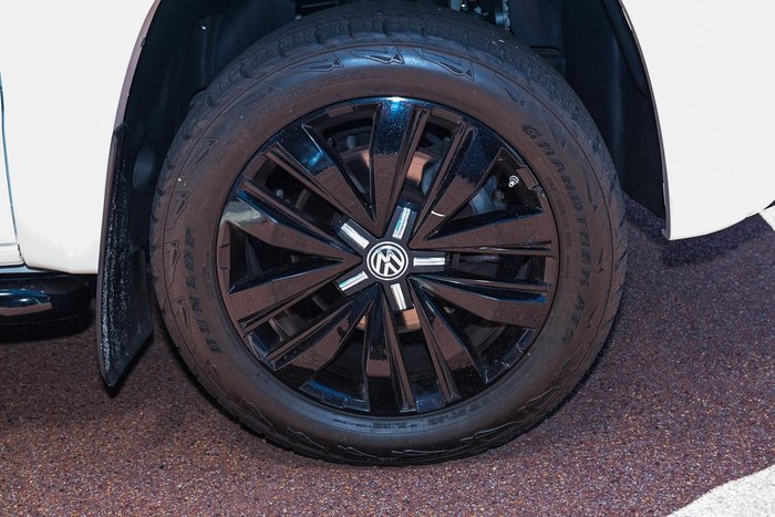 2019 Volkswagen Amarok TDI580 Highline Black