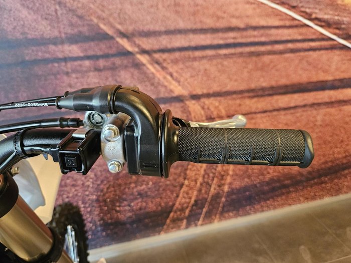 2023 Yamaha YZ450F 50th Anniversary YZ White