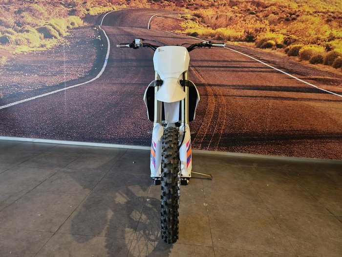 2023 Yamaha YZ450F 50th Anniversary YZ White