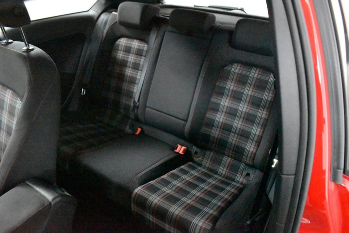 2017 Volkswagen Golf GTI Original