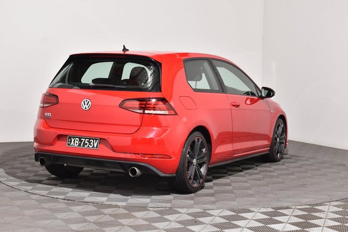 2017 Volkswagen Golf GTI Original