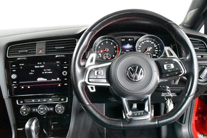 2017 Volkswagen Golf GTI Original