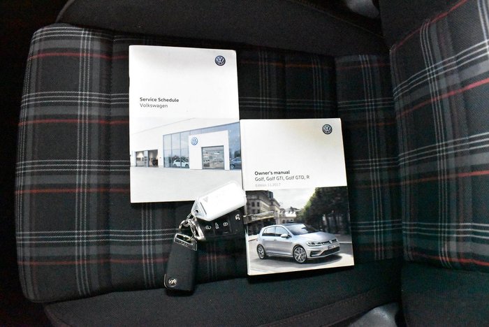 2017 Volkswagen Golf GTI Original