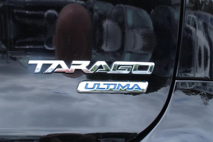 2013 Toyota Tarago Ultima