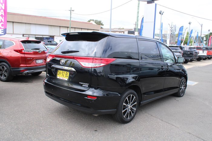 2013 Toyota Tarago Ultima