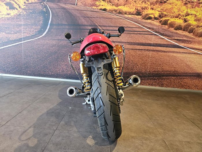 2017 Triumph Thruxton 1200 R Thruxton Red