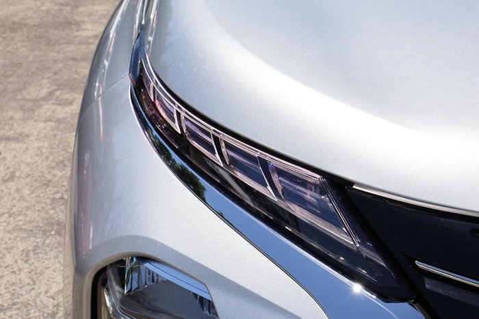 2024 Mitsubishi Outlander ES