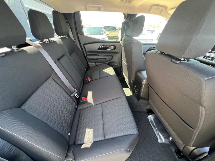 2025 Mitsubishi Triton GLS