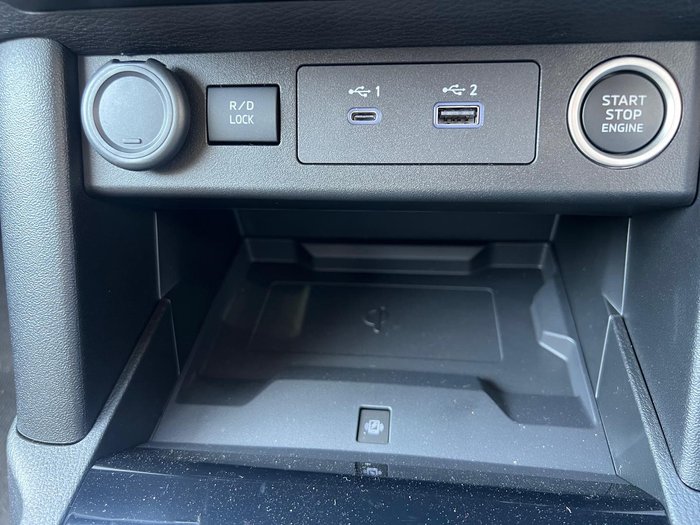 2025 Mitsubishi Triton GLS