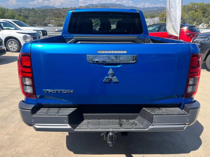 2025 Mitsubishi Triton GLS