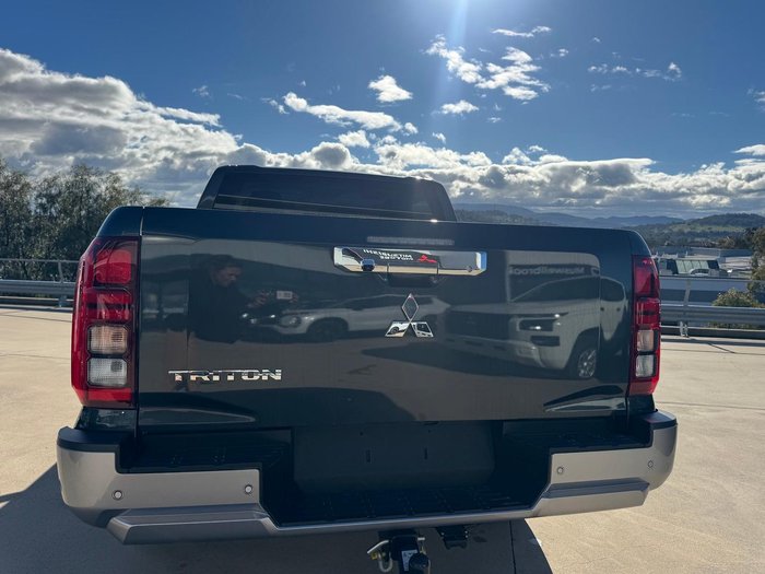 2025 Mitsubishi Triton GLS
