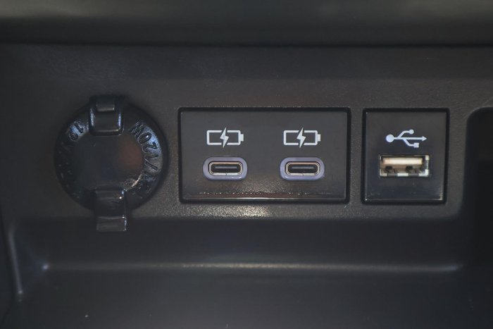 2023 Toyota Kluger GX