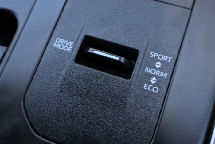 2023 Toyota Kluger GX AXUH78R 4X4 On Demand Frosted White