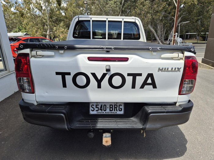 2017 Toyota Hilux SR