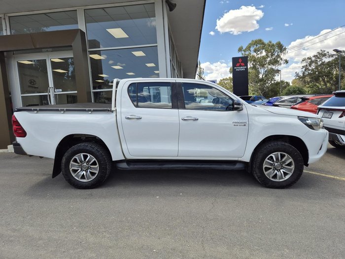 2017 Toyota Hilux SR