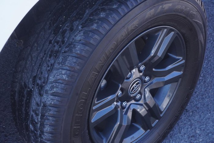 2023 Toyota Hilux SR