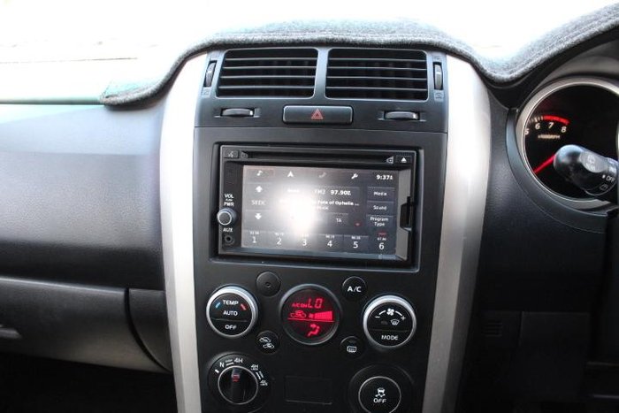 2015 Suzuki Grand Vitara Sport