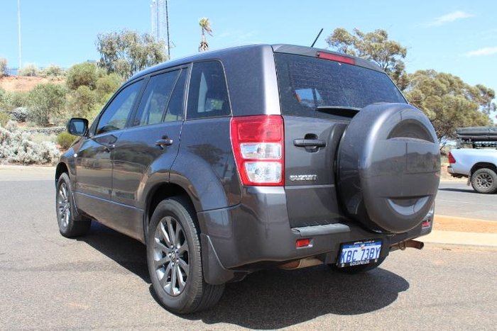 2015 Suzuki Grand Vitara Sport