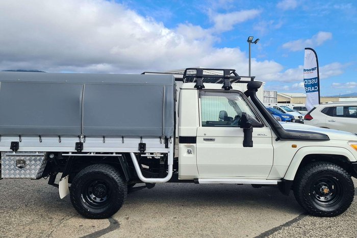 2014 Toyota Landcruiser GXL