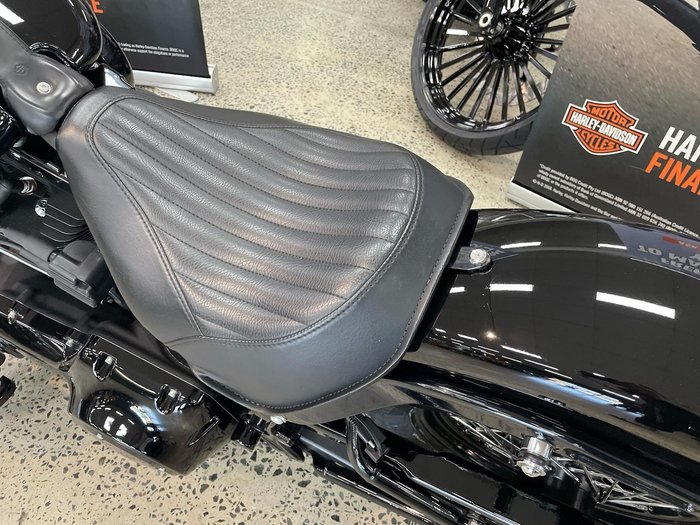 2016 Harley-Davidson Softail Slim S (FLSS) Softail Black