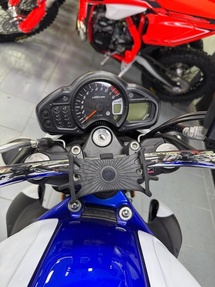 2011 Suzuki Gladius 650 (SFV650) Gladius White