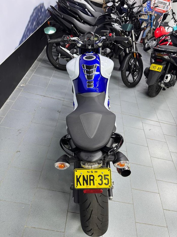 2011 Suzuki Gladius 650 (SFV650) Gladius White