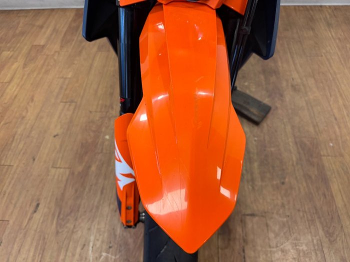 2023 Ktm 690 SMC R ORANGE