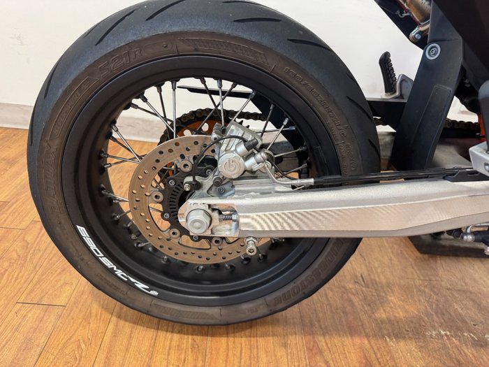 2023 Ktm 690 SMC R ORANGE