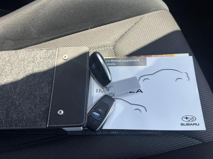 2022 Subaru Impreza 2.0i