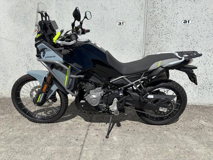 2024 CFMOTO 450MT