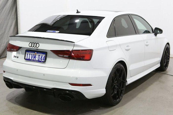 2020 Audi RS3 Carbon Edition