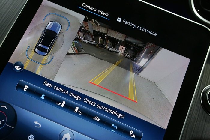 2024 Mercedes-Benz C-Class C300