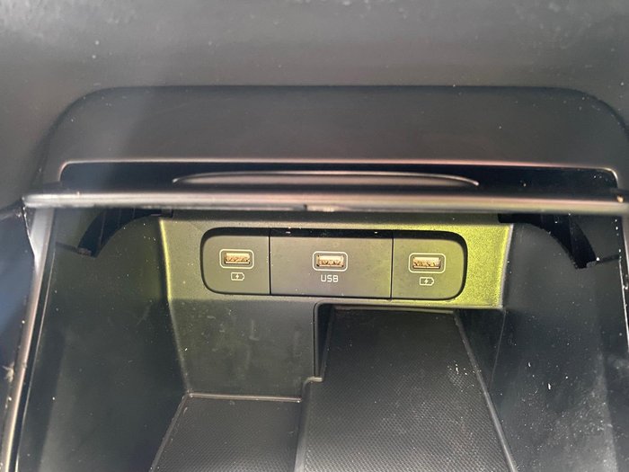 2022 Kia Sorento Sport