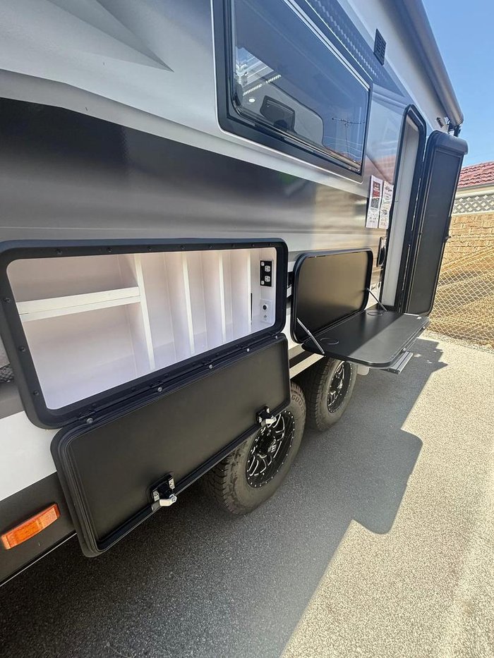 2025 Crusader My25 Excalibur Serenity