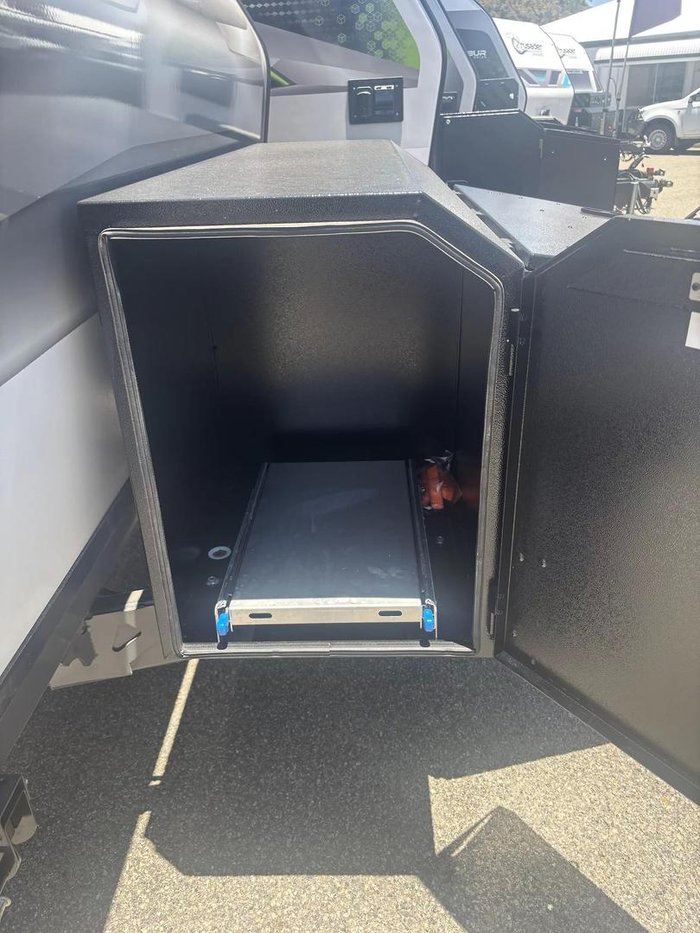 2025 Crusader My25 Excalibur Serenity