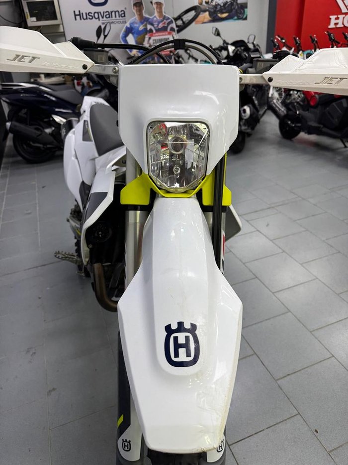 2022 Husqvarna FE 350 FE White