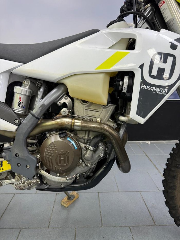 2022 Husqvarna FE 350 FE White