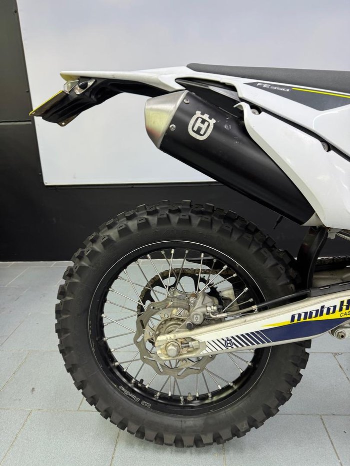 2022 Husqvarna FE 350 FE White
