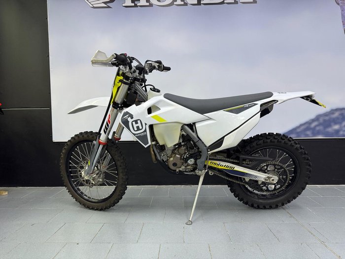 2022 Husqvarna FE 350 FE White