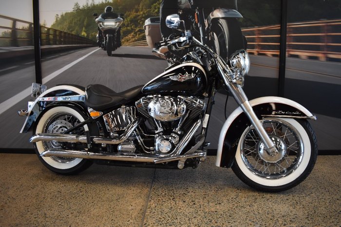 2006 HARLEY-DAVIDSON FLSTNI SOFTAIL DELUXE