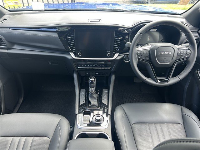 2025 Isuzu MU-X LS-T