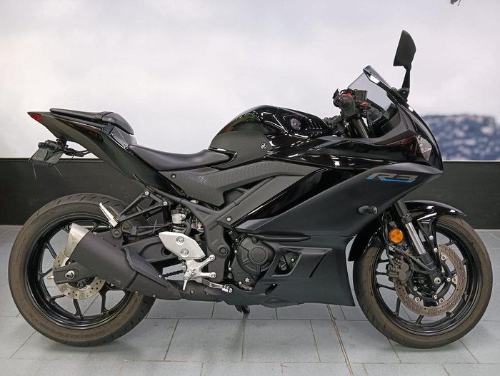 2023 Yamaha YZF-R3 R3 Black