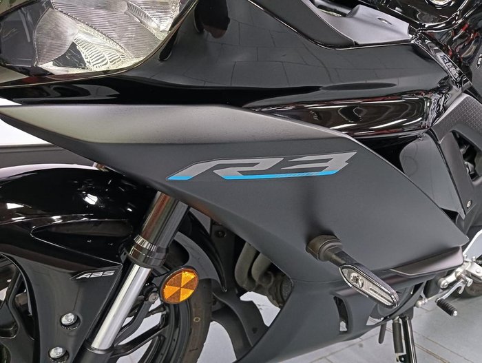 2023 Yamaha YZF-R3 R3 Black