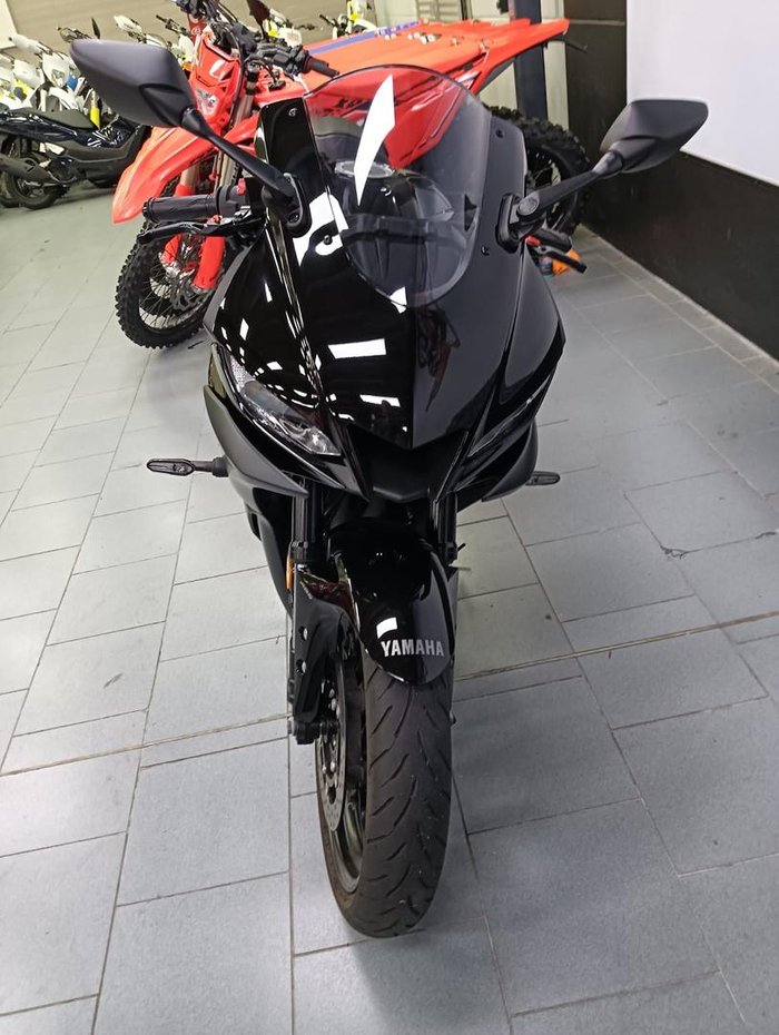 2023 Yamaha YZF-R3 R3 Black