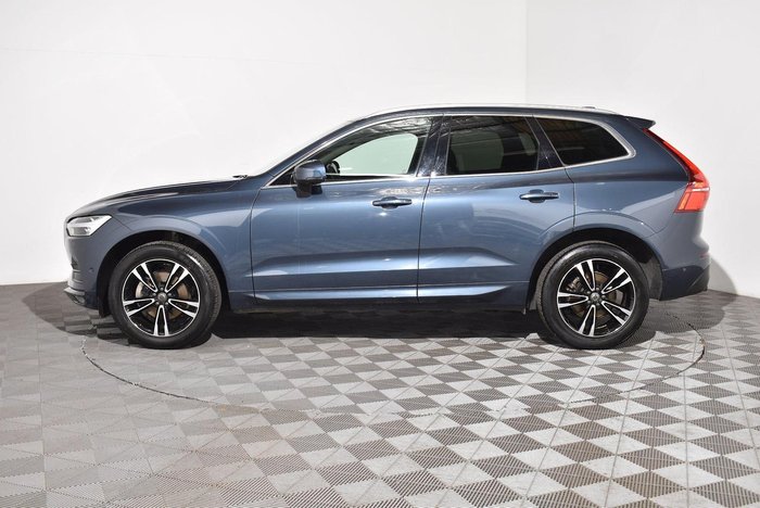 2020 Volvo XC60 T5 Momentum