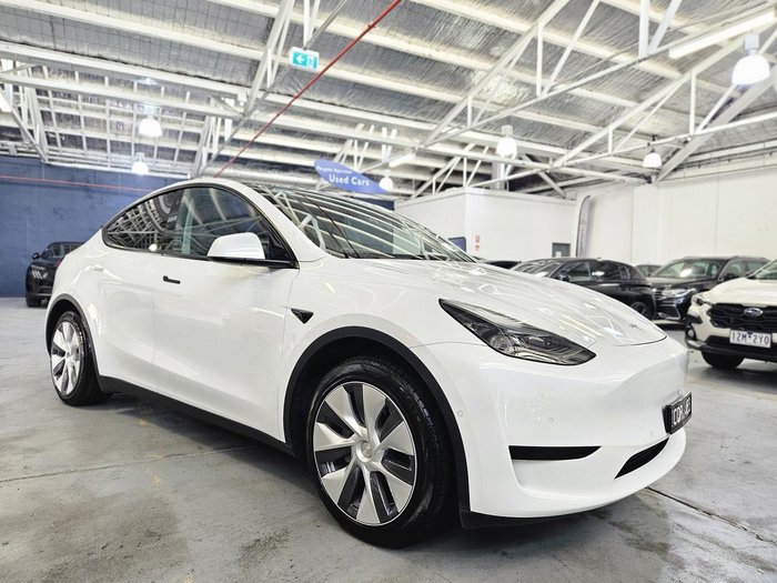 2023 Tesla Model Y Rear-Wheel Drive