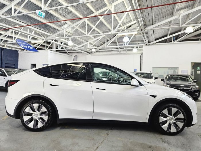 2023 Tesla Model Y Rear-Wheel Drive Pearl White